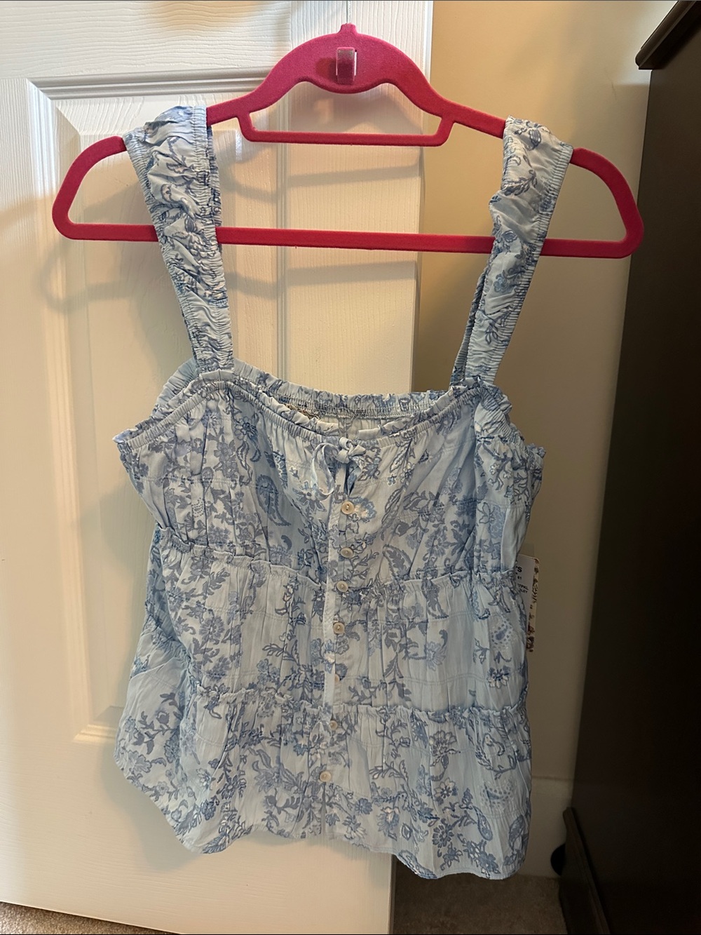 Pink Republic Light Blue Floral Button-Front Tiered Camisole